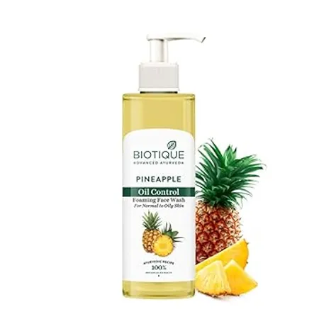 Biotique Pineapple Oil Control Foaming Face Wash Hydrates dry skin Eliminates Excess Oil Evens Skin Tone 100 Botanical Extracts Suitable for All Skin Types 200ml