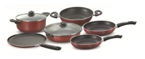 Amazon - Buy Prestige Omega Deluxe Induction Base Non-Stick Kitchen Set, 6-Pieces at Rs 3,640 Only