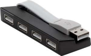 Amazon - Buy Targus Armor ACH114AP-52 4-Port Powered USB Hub 2.0 (Black) at Rs 279 only