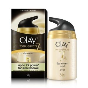 Amazon Olay Total Effects 7-in-1 Anti-Ageing BB Day Cream with a Touch Of Foundation SPF15, 50g