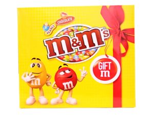 Amazon - Buy M&M's Valentine's Day Chocolate Gift Pack, 135g  at Rs 125