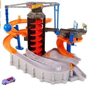 Hot Wheels Construction Zone Chaos Play Set, Multi Color