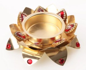 Pepperfry- Buy Multicolour Metal Stone Studded Lotus Tea Light Holder at Rs 89