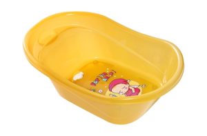 Amazon - Buy Farlin Angel Anti-Skid Bath Tub with Easy Drainage (Orange)  at Rs 493