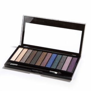 Amazon- Buy Make Up Revolution London Hot Smoked Redemption Palette, 14g at Rs 368