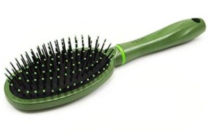 Hair brush with clip Clip for Styling Suitable for all hair type Nylon bristles with stay-put ball tips easily penetrate the hair