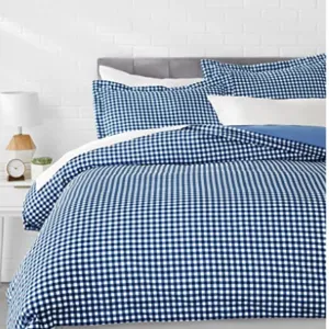 AmazonBasics Microfiber 3-Piece Cover Set - Queen, Gingham Plaid - with 2 pillow covers