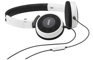 AKG Y30UWHT in Ear Stereo Headphone with Rs 1300 amazon dealnloot